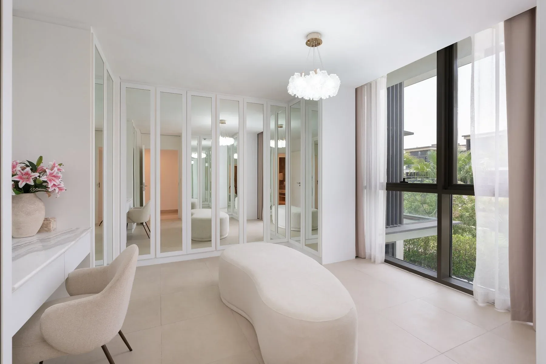 Sophisticated Turnkey Home in Dubai Hills Estate — photograph 9