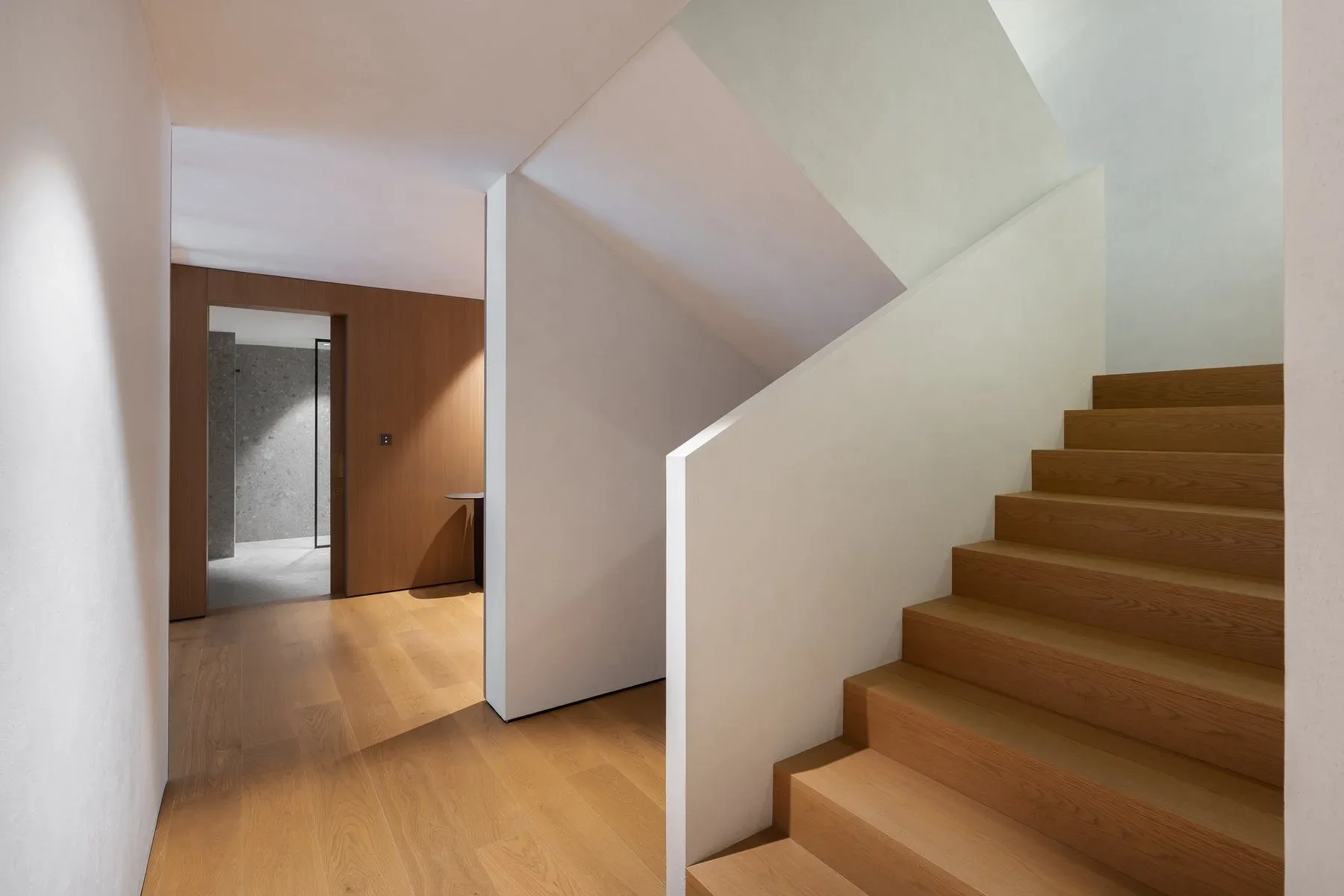 Breathtaking Ready-To-Move Home in Jumeirah — photograph 7