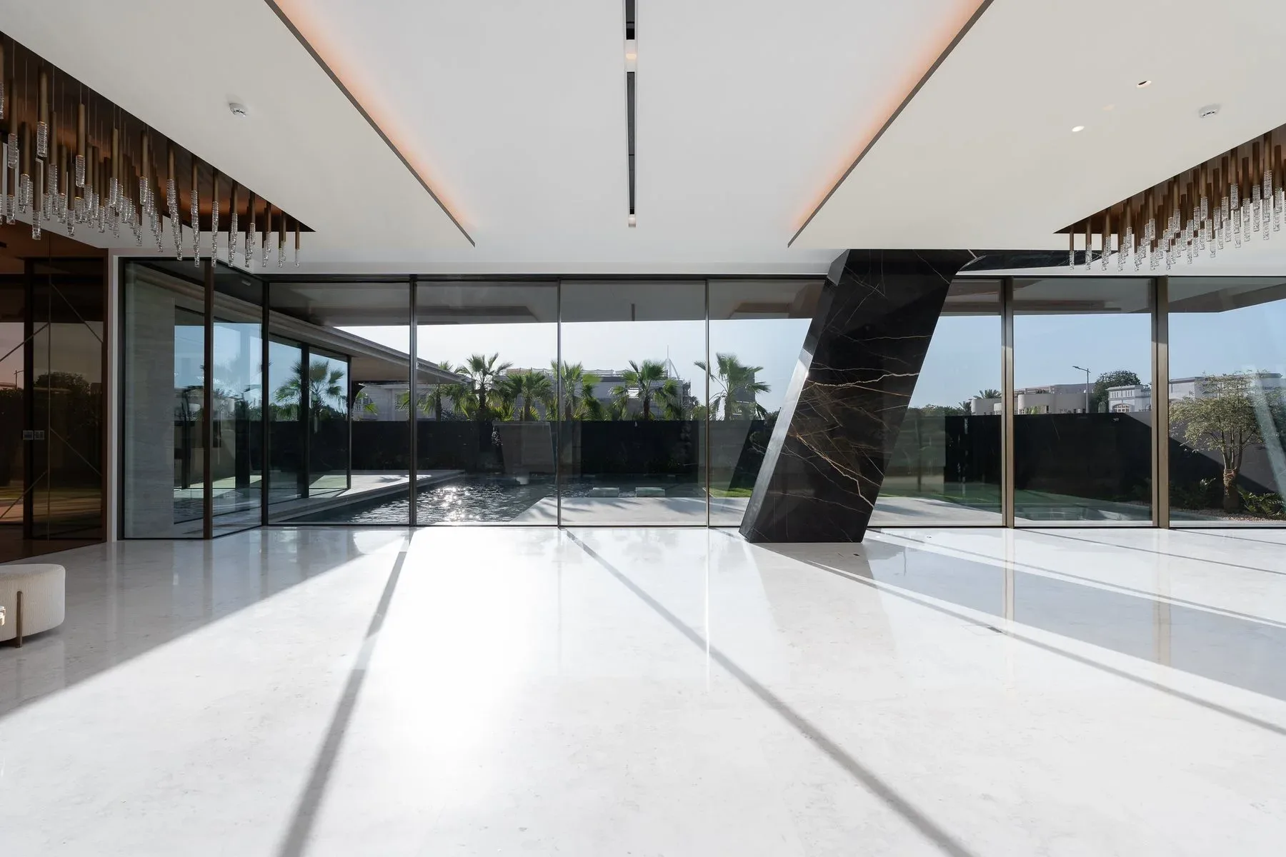 Newly-Built SAOTA-Designed Mansion in Umm Al Sheif — photograph 7