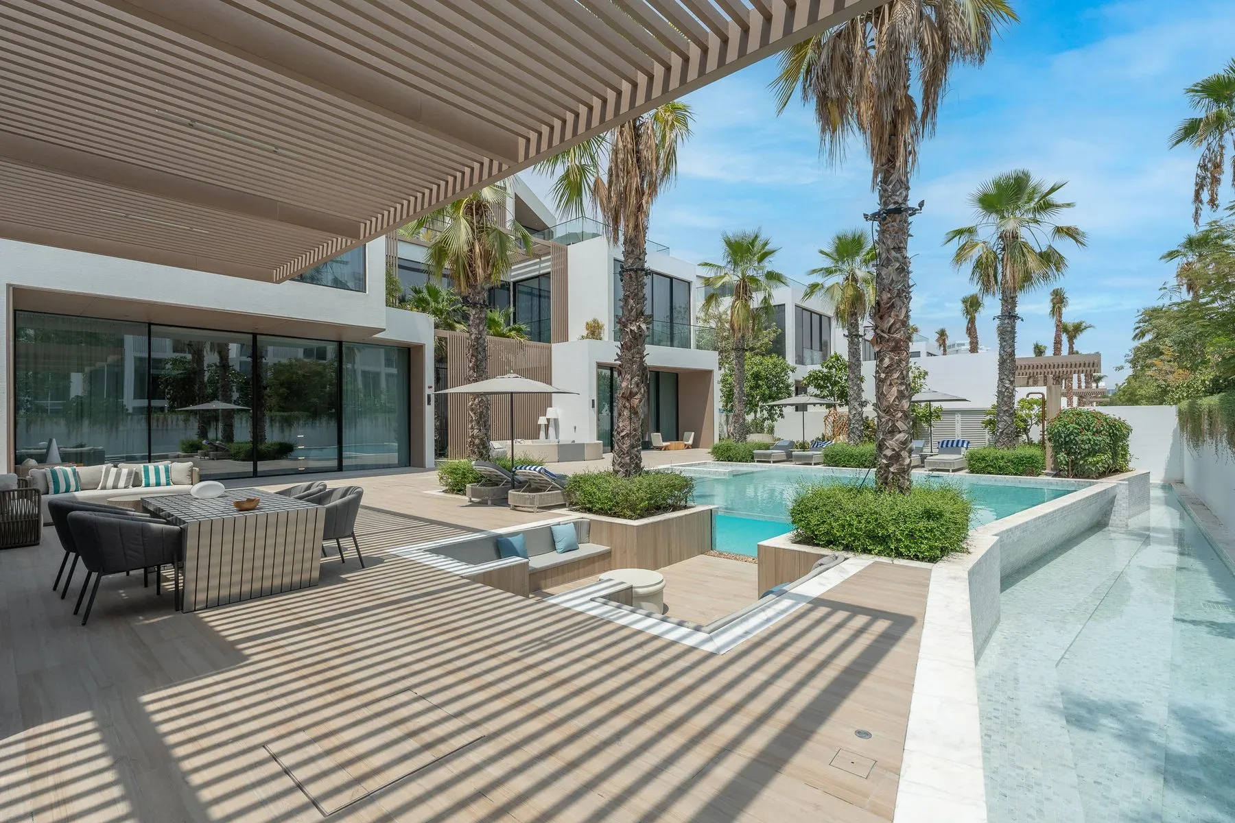 Exceptional, Furnished Villa in Altissima — photograph 1